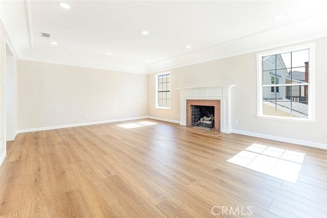 Building Photo - 741 E Doran St