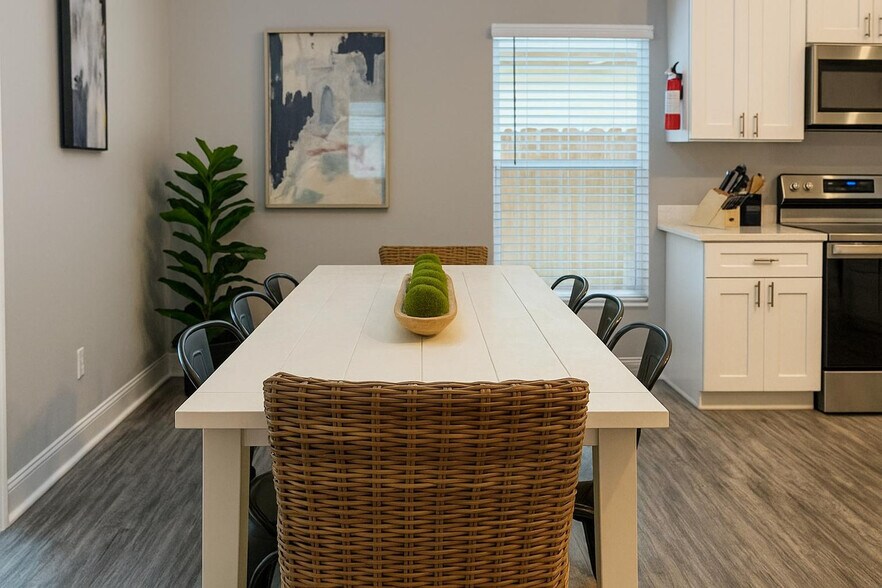 Building Photo - 114 Sunny Oak Trail