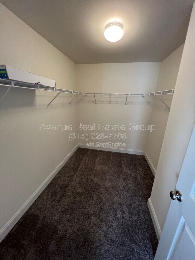 Building Photo - 486 Timber Valley Trail