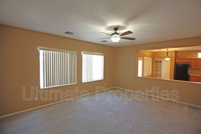 Building Photo - 9234 W Milkweed Loop