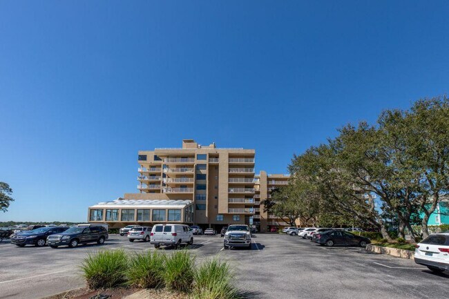 Building Photo - 1516 Sandpiper Ln