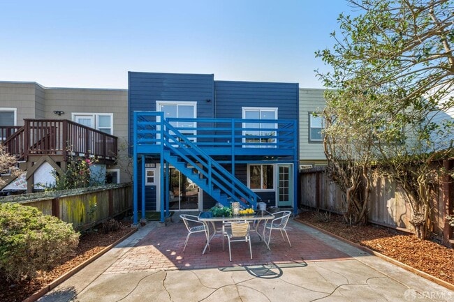 Building Photo - 1774 27th Ave