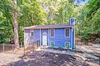 Building Photo - 2116 Bon Villa Way