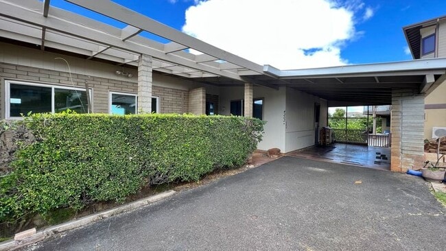 Building Photo - 4202 A Sierra Dr