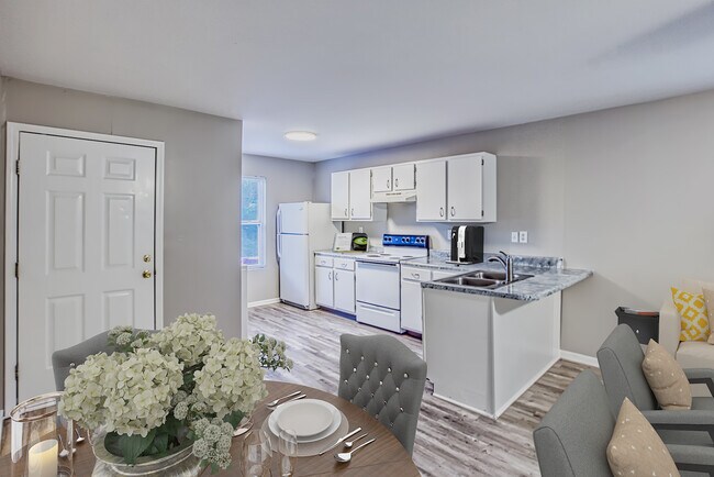 Building Photo - Mainstreet Apartments