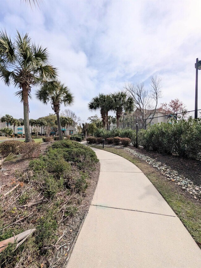 Building Photo - 9754 Leyland Dr