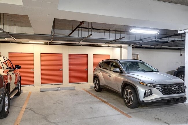 Building Photo - 7702 Lake Vista Ct