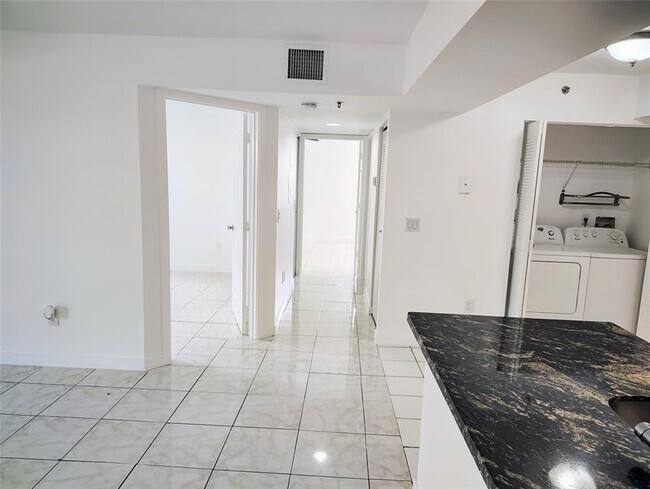 Building Photo - 5590 NW 61st St