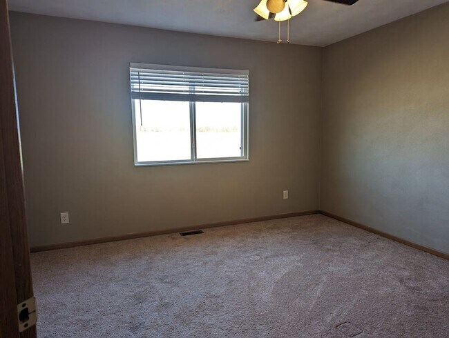 Building Photo - 111 Northtowne St