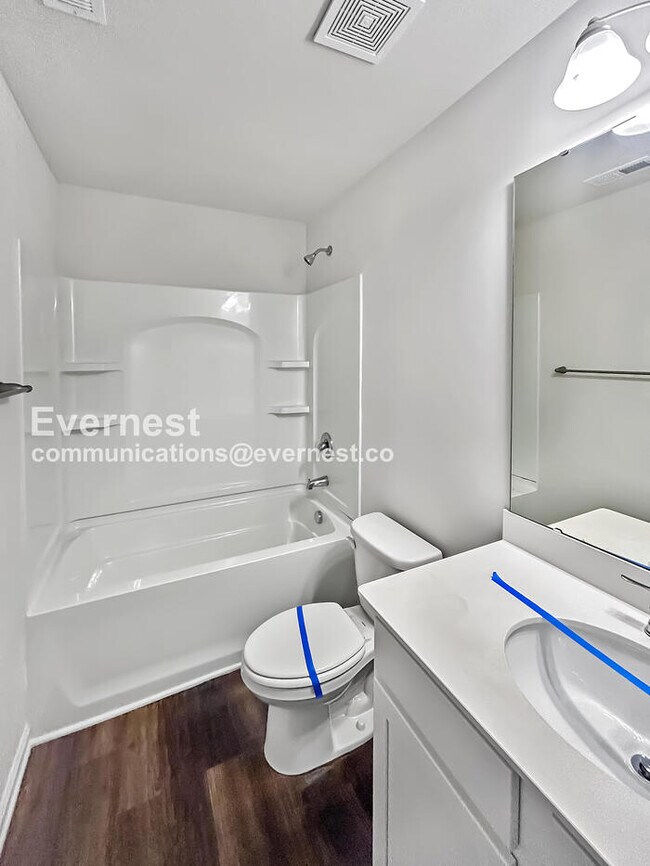 Building Photo - 109 Big Bertha Dr