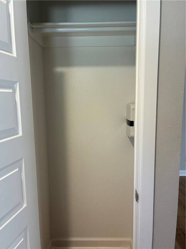 Building Photo - 1 Quantock Hills Dr