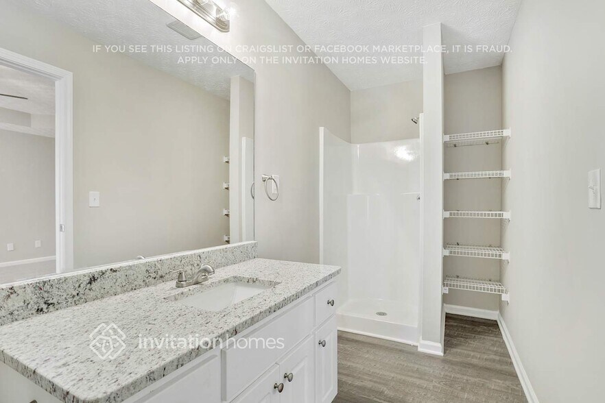 Building Photo - 30 Sable Cir