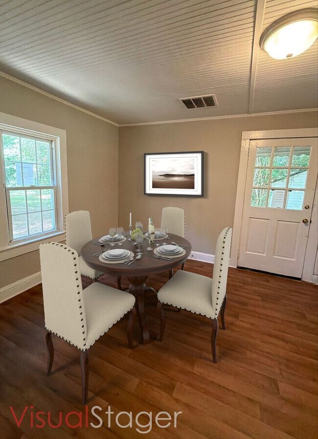Building Photo - 3516 Eastway Dr