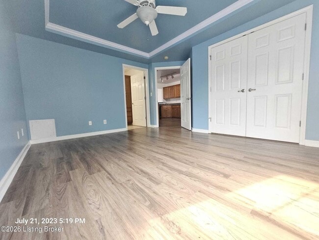 Building Photo - 3802 Falcon Crest Dr