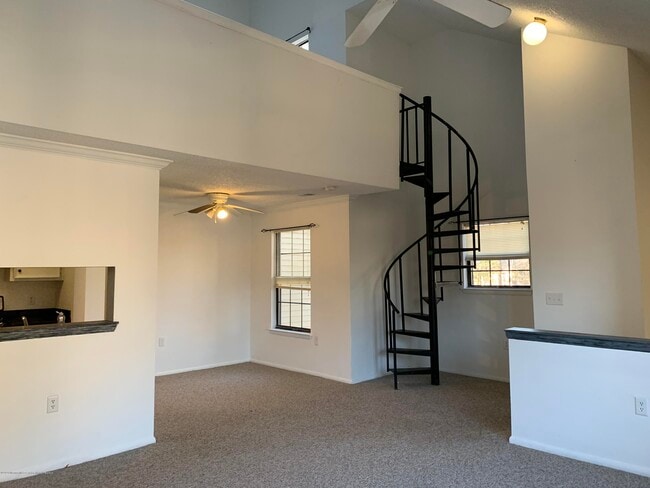 Building Photo - 43 Snapdragon Ct