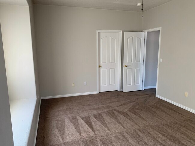 Building Photo - 3480 S Ashby Vw Cv