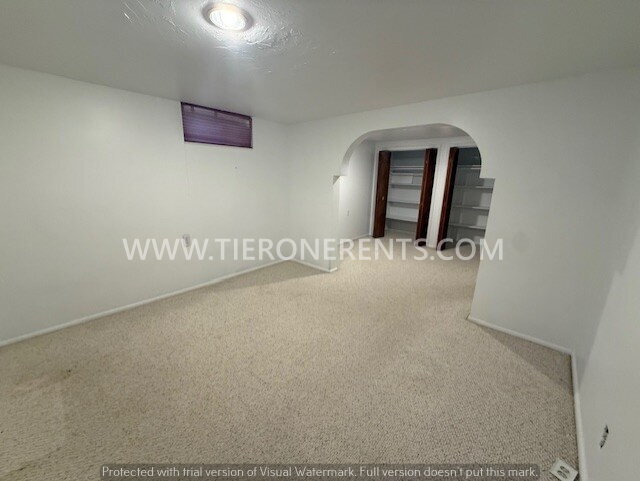 Building Photo - NO DEPOSIT option available for qualified renters with Obligo.