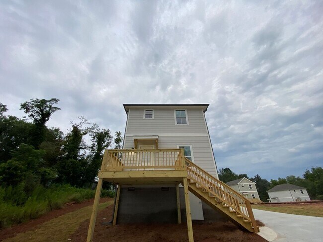 Building Photo - PRE-LEASING FOR AUGUST 2026! NEW CONSTRUCTION!