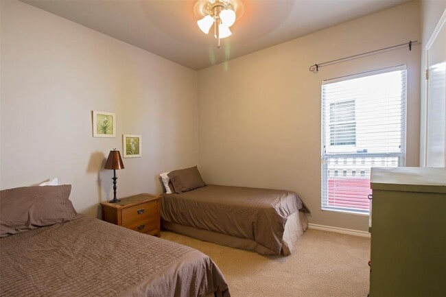 Building Photo - 1509 Treadwell St