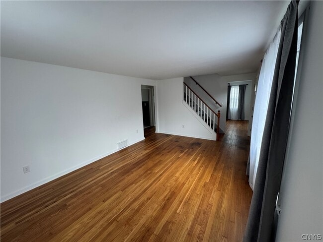 Building Photo - 103 Rockland Dr