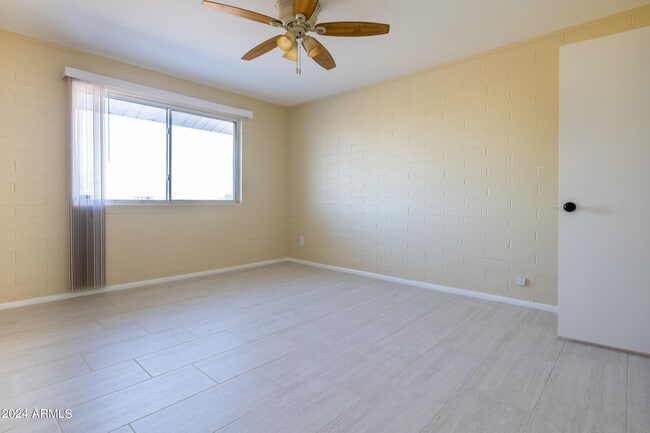 Building Photo - 12208 N Pebble Beach Dr