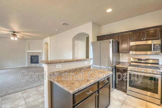 Building Photo - 6909 Mete Sol Dr NW