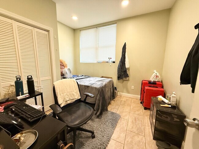 Building Photo - 299 Dudley St