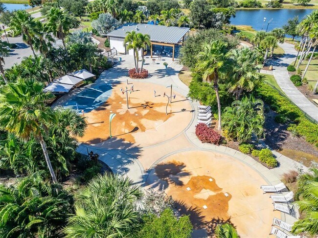 Building Photo - 5541 Del Coronado Dr