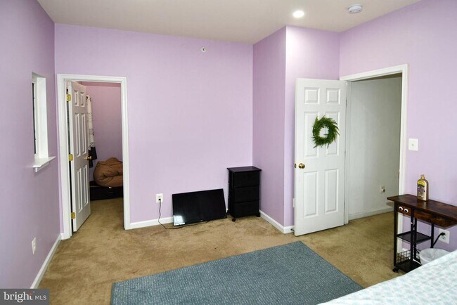 Building Photo - 10001 Orland Stone Dr