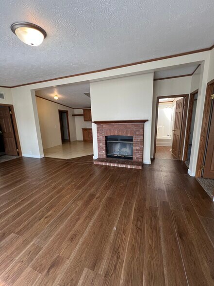 Building Photo - 291 Medina River Ct