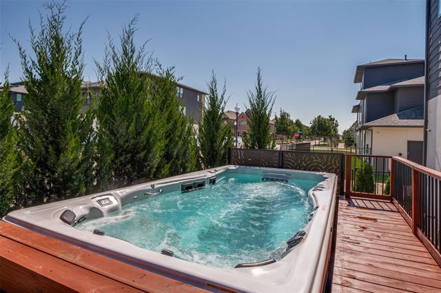 Building Photo - 7501 Hewitt Dr