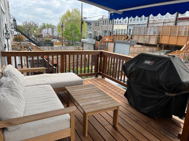 Building Photo - 1523 Isherwood St NE