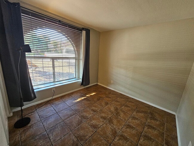 Building Photo - 406 E Century Ave