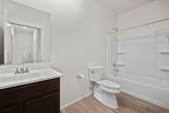 Building Photo - Beautiful Brand New 3 Bedroom Home with De...