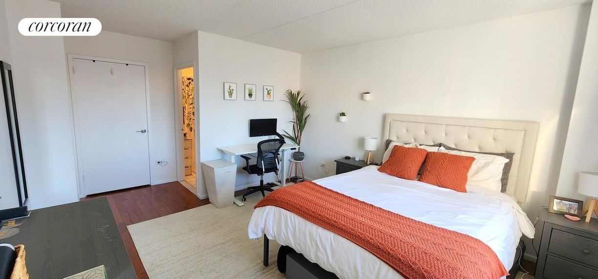 Building Photo - 225 Eighth Avenue 11B