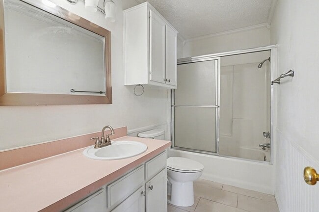 Building Photo - 1507 Lindsey Ln