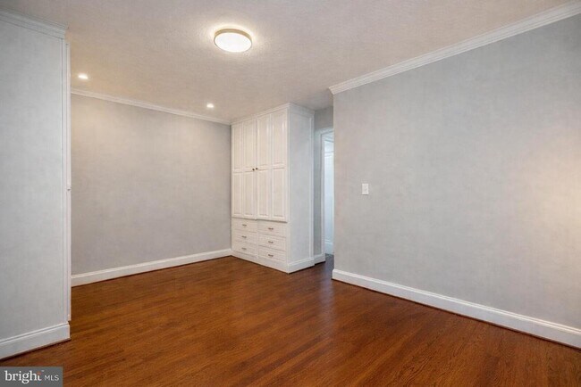 Building Photo - 3901 Fulton St NW