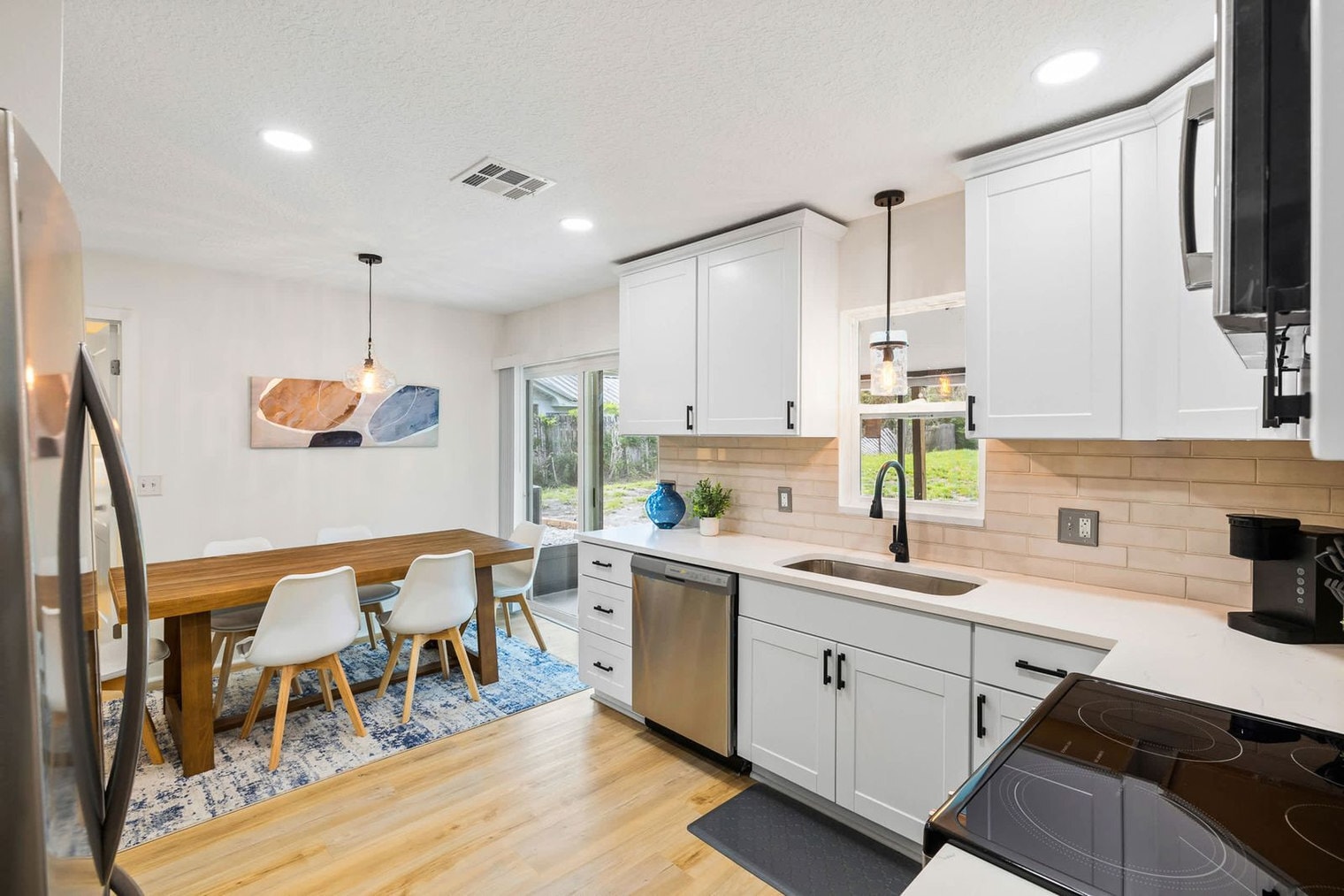 Building Photo - 34807 Evergreen Way