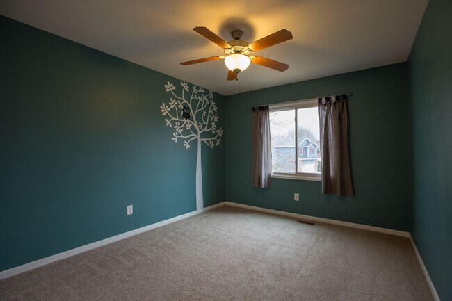 Building Photo - Beautiful 3 Bedroom Home in Fort Collins