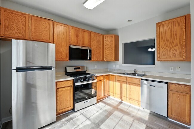 Building Photo - 15403 Gideon Gilpin St