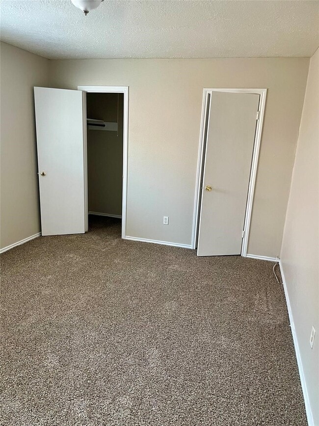 Building Photo - 15931 Cardono Ln
