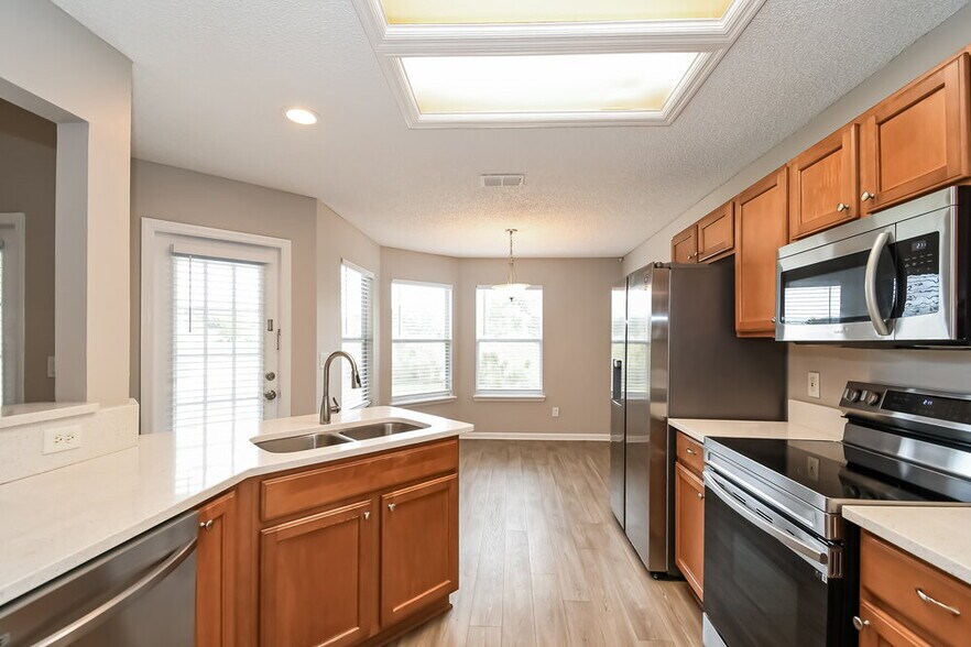 Building Photo - 1508 Austin Ln