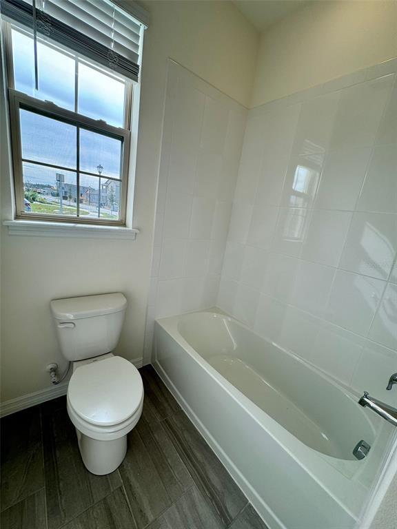 Building Photo - 16085 Scarpetta St