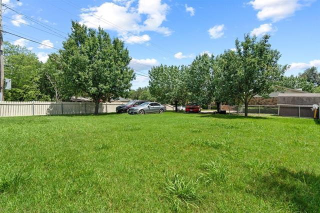 Building Photo - 3300 Nashville Ave