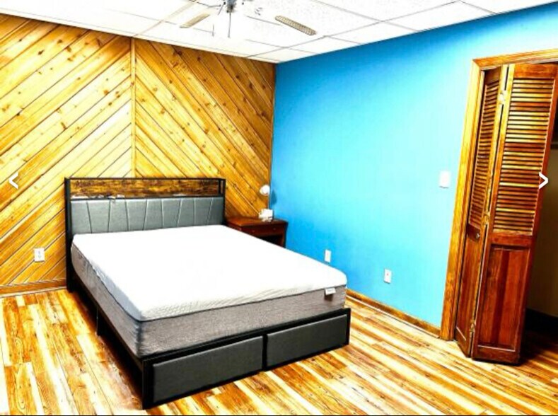 Building Photo - 193 Crystal River Dr