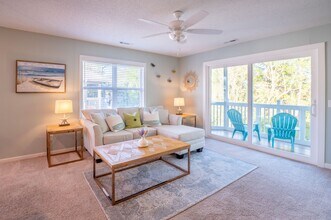 Building Photo - APARTMENT PERFECTLY LOCATED IN ST. JAMES PLANTATION