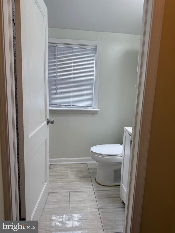 Building Photo - 2421 Ramblewood Dr