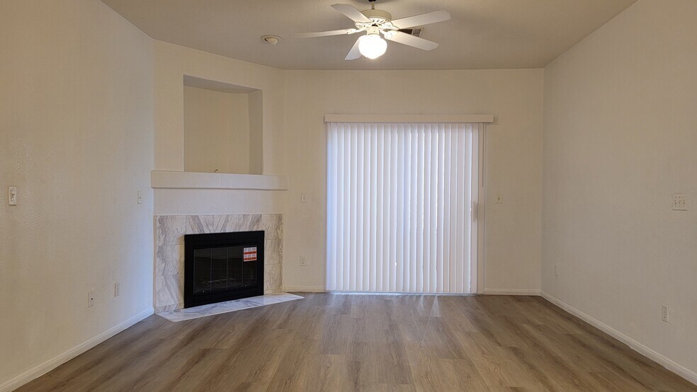 Building Photo - 3320 S Fort Apache Rd