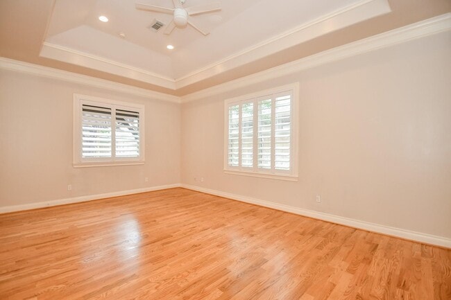 Building Photo - 7626 E Jordan Cove