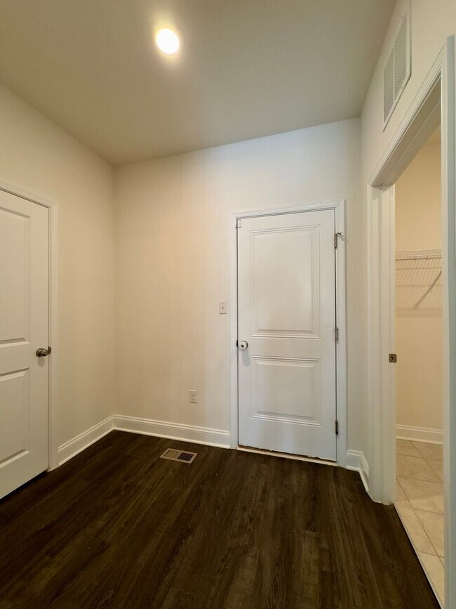 Building Photo - Charming 4 Bedroom/2.5 Bathroom Home in Bel Air, MD!